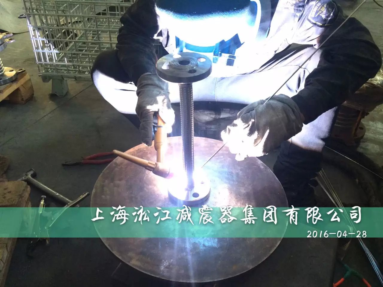 上海淞江DN15法兰式金属软接头加工生产过程