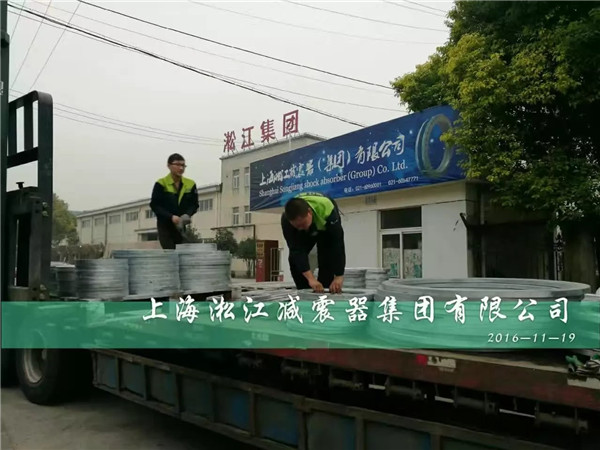 发货10吨热镀锌法兰用于苏州市政配套橡胶软接头